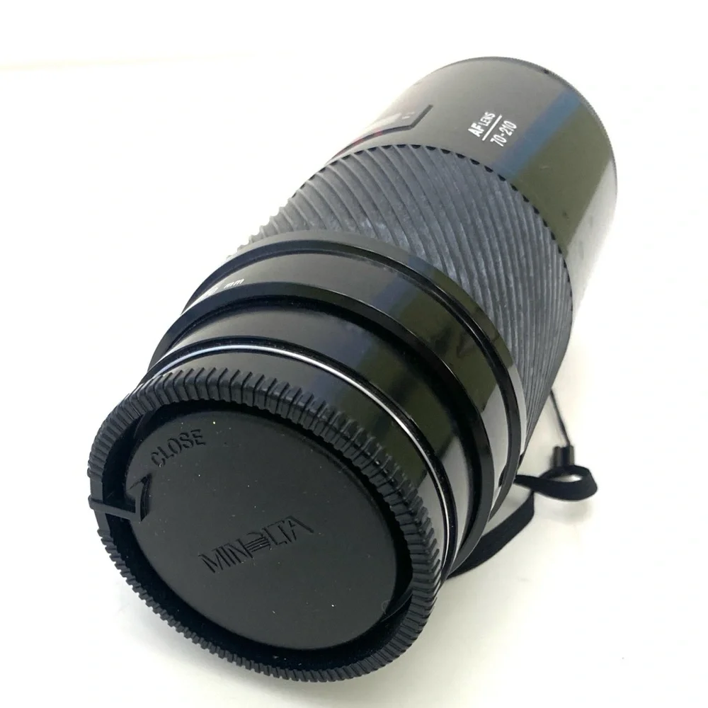 Minolta MAXXUM Zoom AF 70-210mm 1: 4 (32) Macro Camera Lens